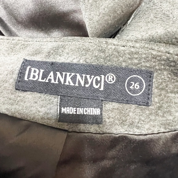 Blank NYC Genuine Suede Leather Slit Mini Skirt Green Gray Small 26 - Picture 2 of 4